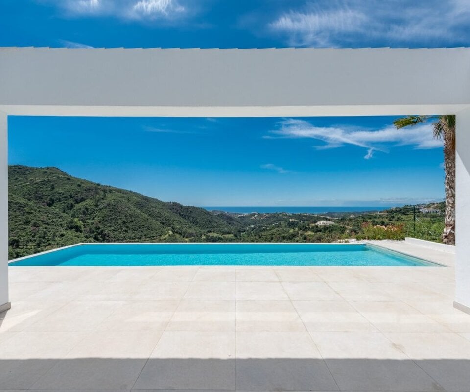 Modern villa with wonderful views in Monte Mayor, Benahavís